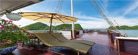 Du thuyền Oriental Sail Hạ Long